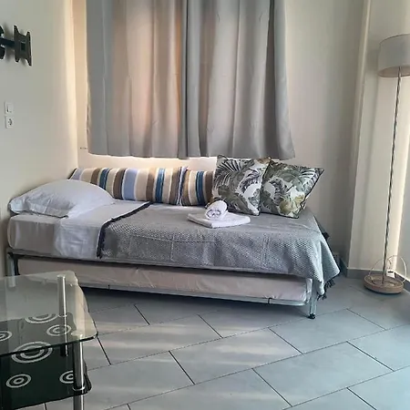 Arethousa Urban View - Chalkida's Cozy Nest